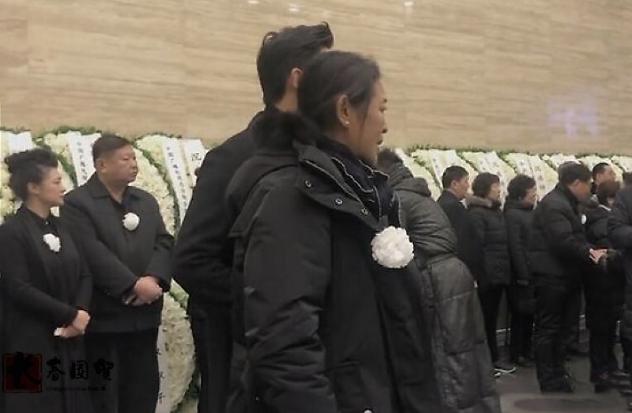 趙忠祥最新消息，科技巨頭引領(lǐng)潮流，全新高科技產(chǎn)品亮相舞臺