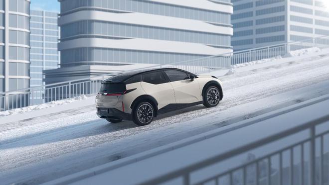 ??重磅來襲！2024最新款小車，時(shí)尚與科技的完美結(jié)合?