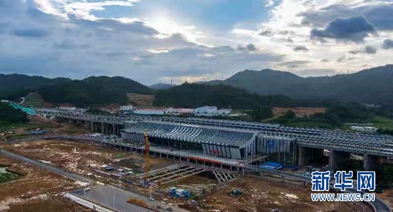 贛深高鐵施工進(jìn)展、挑戰(zhàn)全方位解讀，最新消息速遞