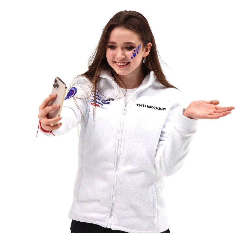 K最新主播帶你領(lǐng)略科技魅力，全新高科技產(chǎn)品震撼亮相！