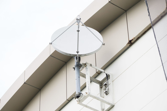 技術(shù)革新與觀眾體驗，電視最新天線觀點碰撞記