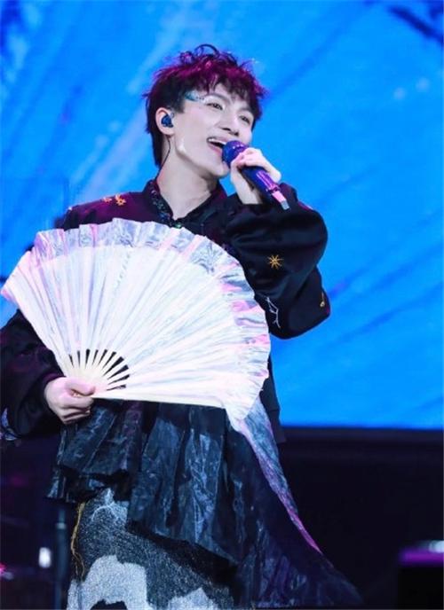 火花最新歌曲，自然美景之旅，探尋內(nèi)心的平和寧靜