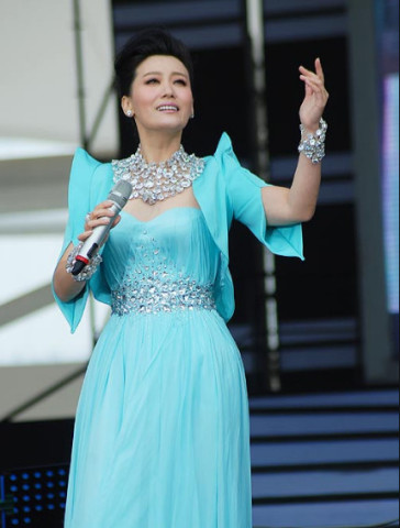 譚晶的最新,譚晶的最新動(dòng)態(tài)，音樂旅程的新篇章