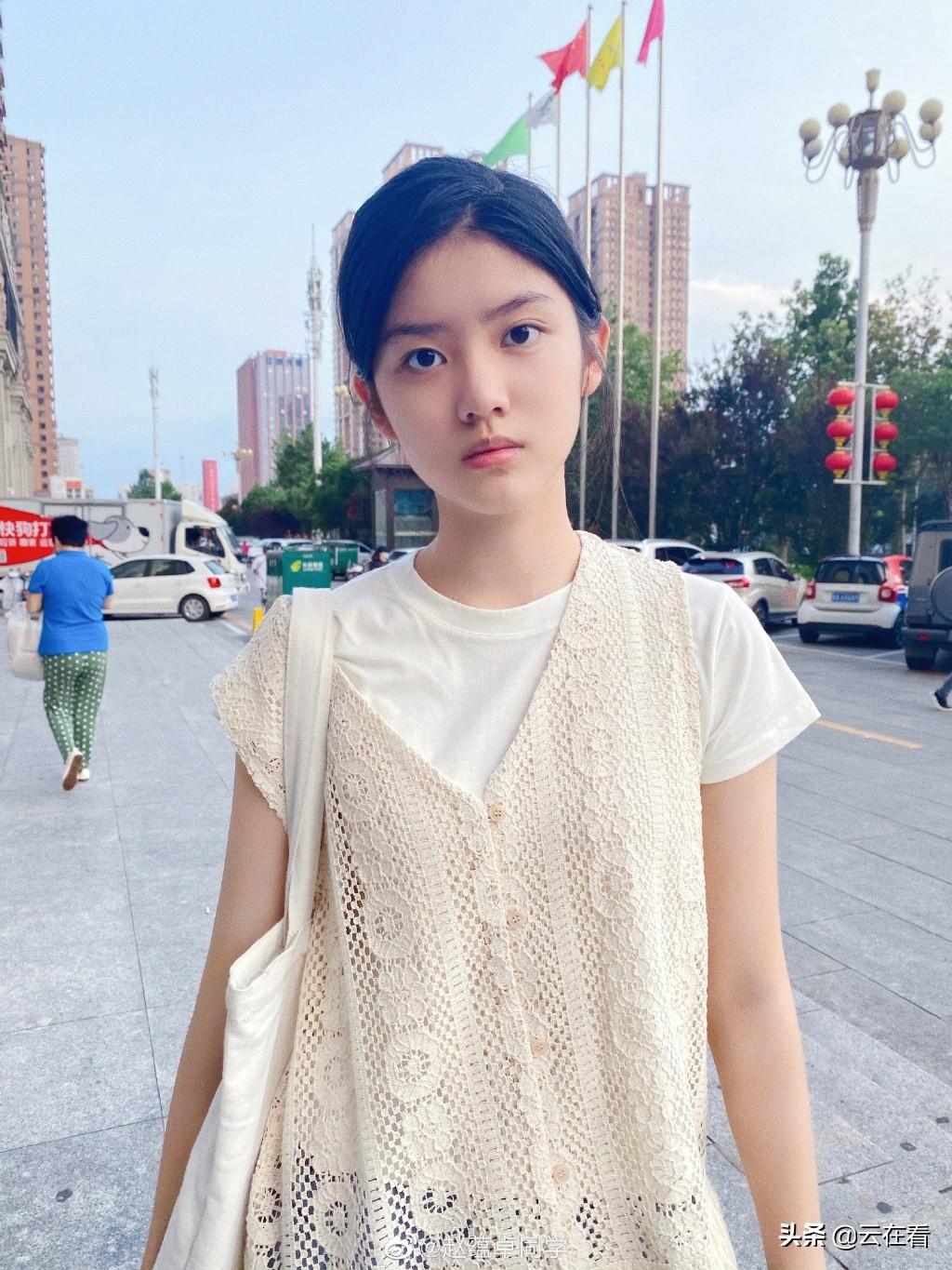 趙蘊(yùn)卓近照，日常小確幸與友情的溫馨時(shí)光