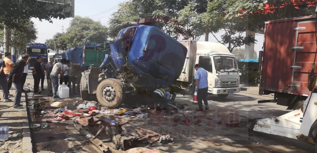 唐山車禍最新進(jìn)展，今日事故更新????悲痛消息持續(xù)更新中