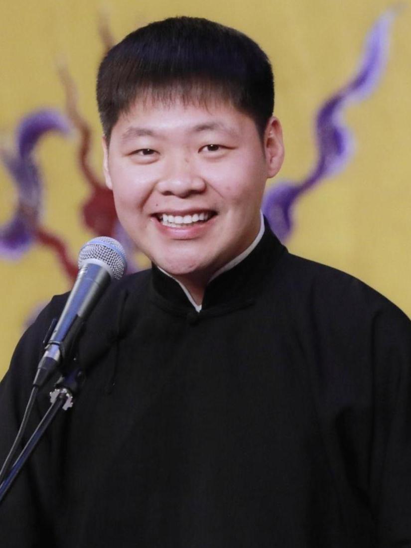 相聲演員鶴，傳承與創(chuàng)新的藝術人生之旅