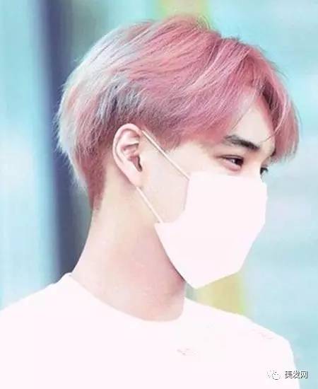 最新染色男潮流指南，引領(lǐng)時(shí)尚潮流，讓你瞬間成為焦點(diǎn)之王！