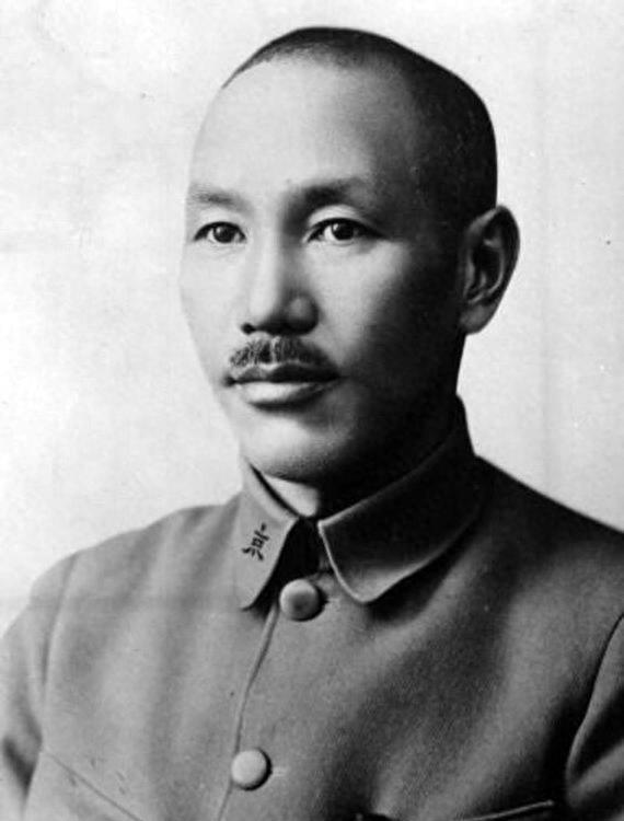 權(quán)力風(fēng)云掀起熱議風(fēng)暴，最新動(dòng)態(tài)引領(lǐng)討論潮流