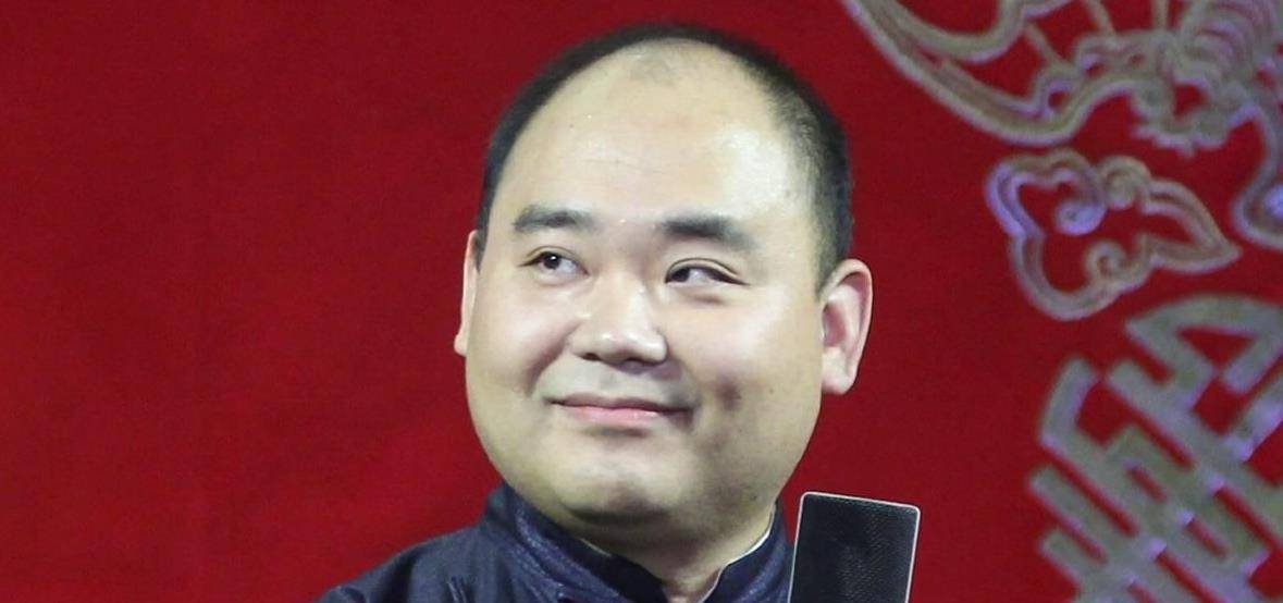 侯震最新，自然美景之旅，探尋內(nèi)心平和之地