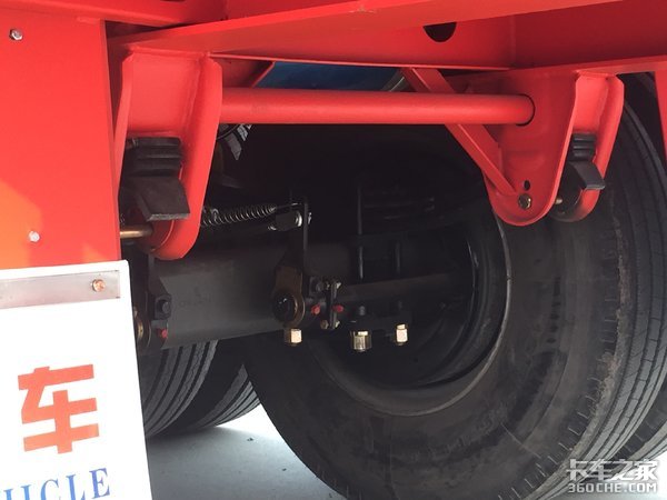 掛車最新剎車技術(shù)，科技領(lǐng)先，安全無憂