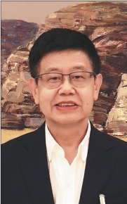 劉明忠新職務(wù)引領(lǐng)科技革新，前沿高科技產(chǎn)品新篇章體驗(yàn)