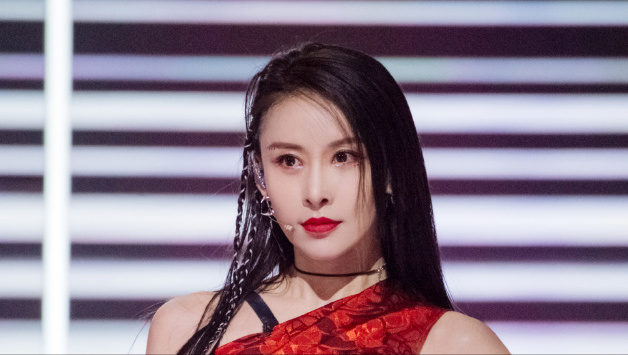 浪姐最新淘汰名單，變化中成長(zhǎng)，自信成就輝煌之路