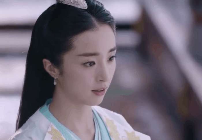 昇華的愛，時(shí)代印記下的深情厚意