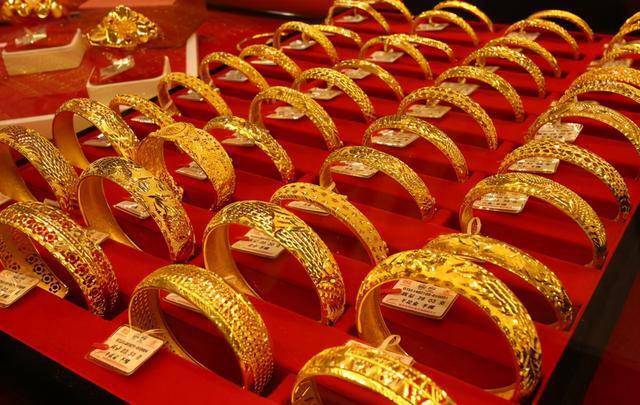 最新黃金回收價格老鳳祥，科技重塑黃金價值，引領(lǐng)未來生活體驗