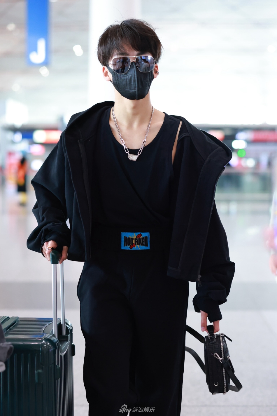 何洛洛機(jī)場(chǎng)最新動(dòng)態(tài)，自然美景的輕松探索之旅